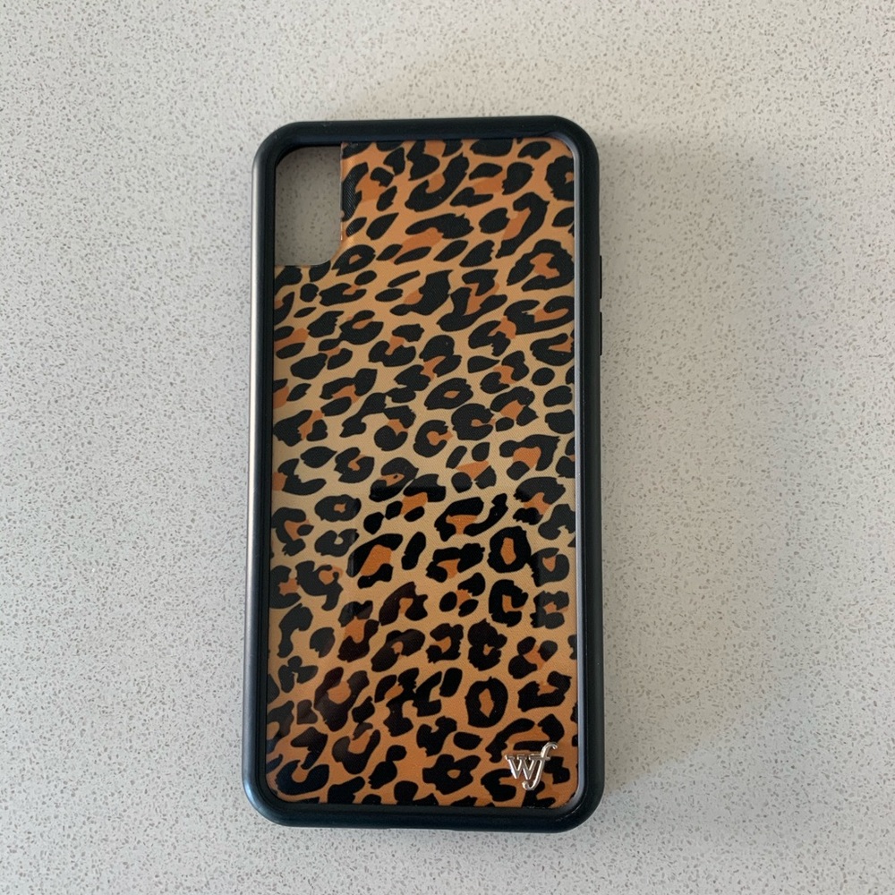 Leopard wildflower phone case
